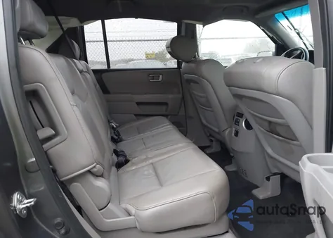 2011 Honda Pilot Ex-L z USA, uszkodzony, nr VIN 5FNYF3H57BB028692